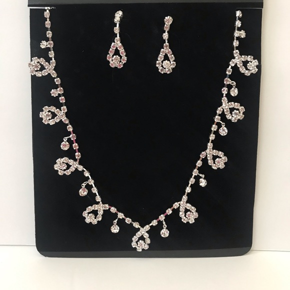 💕🆕 New Rhinestone Necklace & Earrings Set - Picture 2 of 8